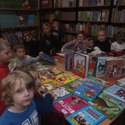 Bajkowy dzień w bibliotece