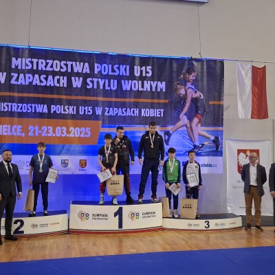 Aleksander Jankowiak medalistą Mistrzostw Polski w zapasach w stylu wolnym do lat 15